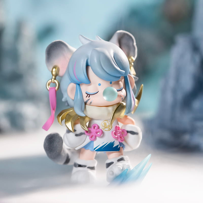 Figures / Figurines